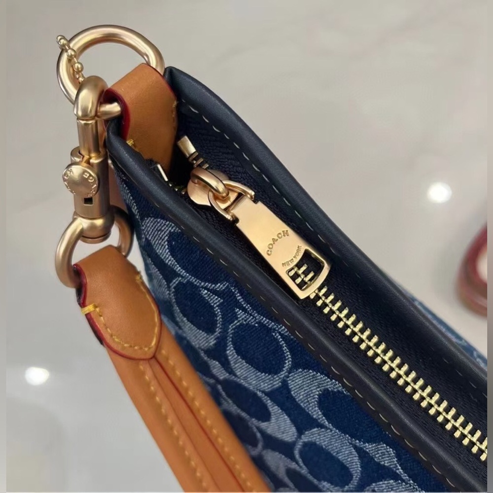 NEW Limited Coach Medium Laurel Shoulder Bag In Signature Denim CY702 - Picture 8 of 10